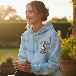 🌈 Hypland x Hello Kitty Blue Clouds Hoodie – Size L – Excellent Condition! 🌈